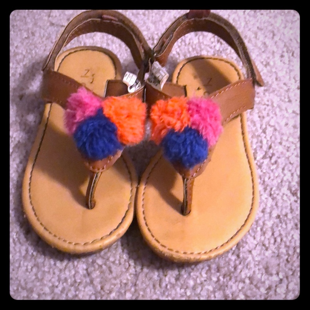 Toddler size 7 sandals